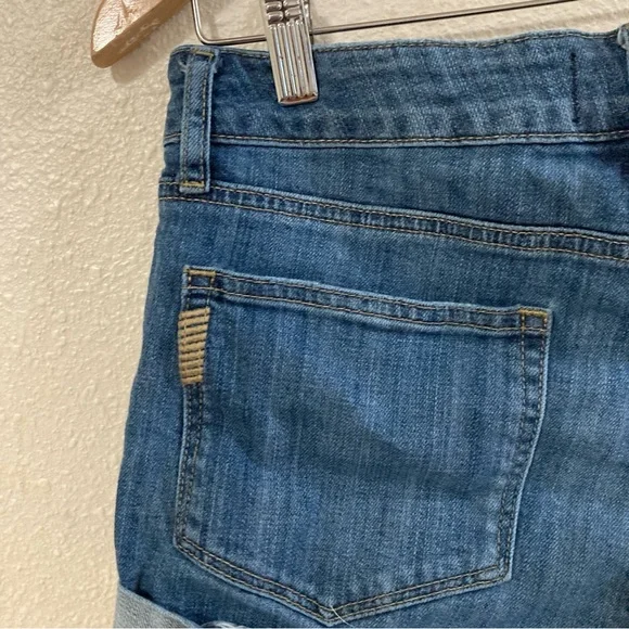 PAIGE Anthropologie Women’s Jean Shorts Sz 27 Cuffed Blue Distressed 5 Pockets - Picture 9 of 16